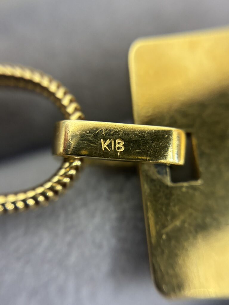 K18刻印アップ写真